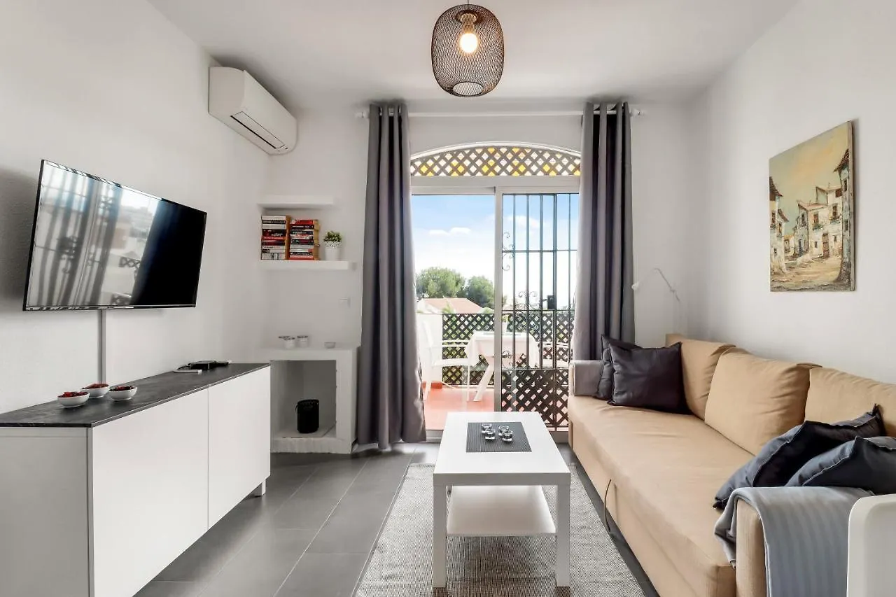 アパート 1 Bedroom In Verano Azul, Free Wi-Fi ネルハ
