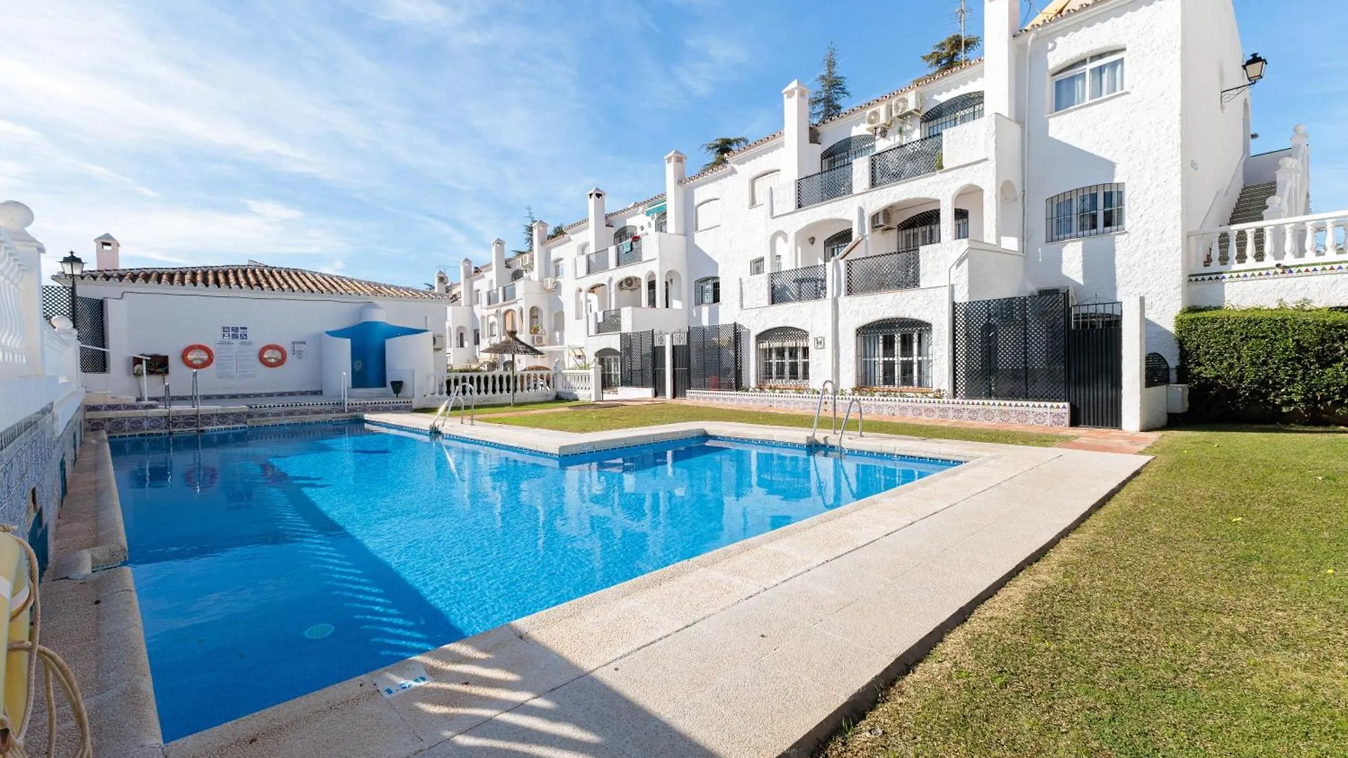 1 Bedroom In Verano Azul, Free Wi-Fi ネルハ 0*,  スペイン