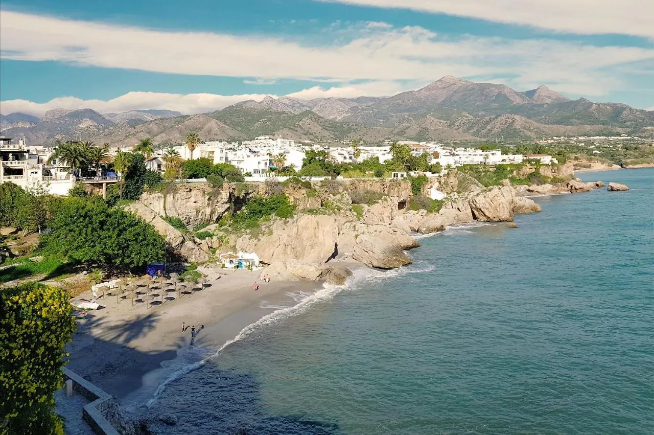 1 Bedroom In Verano Azul, Free Wi-Fi Nerja Apartment