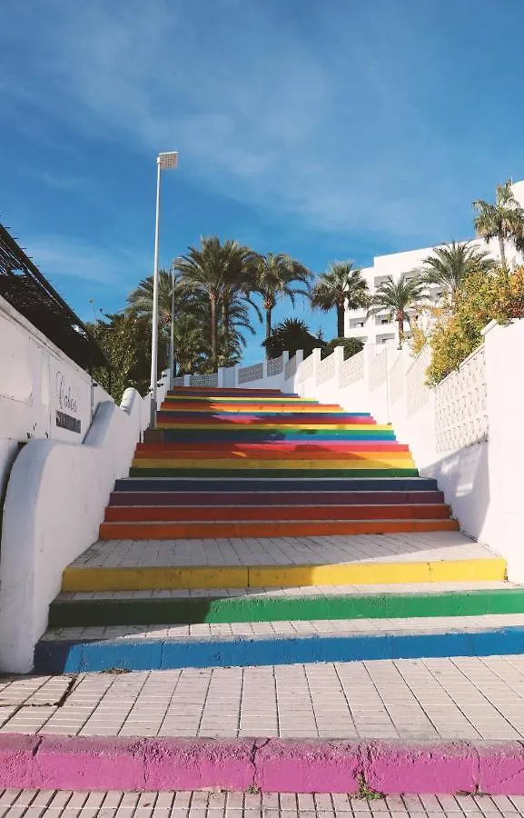 1 Bedroom In Verano Azul, Free Wi-Fi Nerja