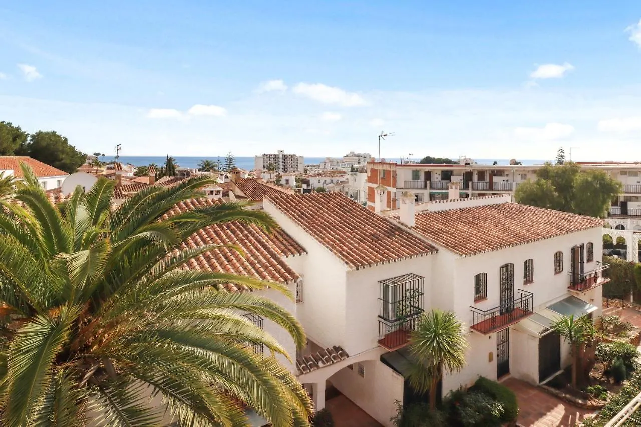 1 Bedroom In Verano Azul, Free Wi-Fi Nerja Spain