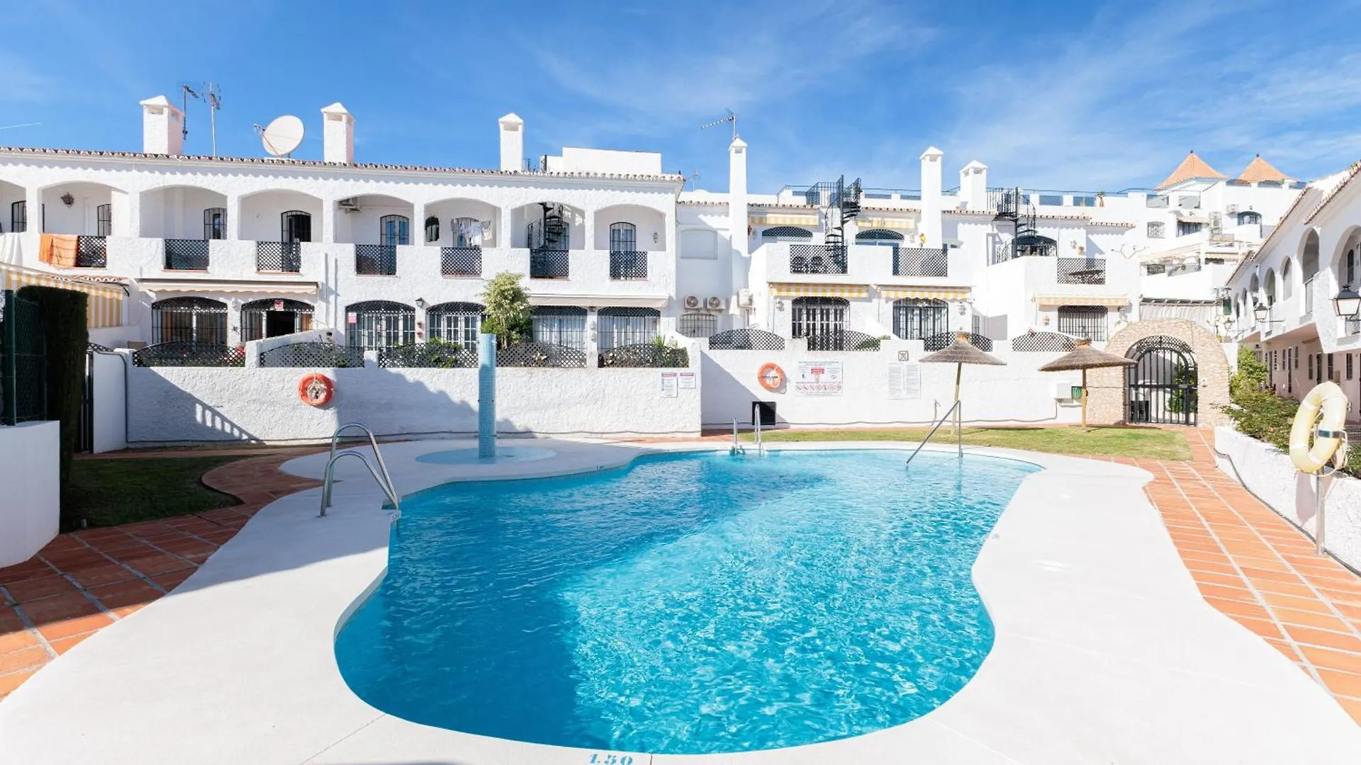Apartment 1 Bedroom In Verano Azul, Free Wi-Fi Nerja