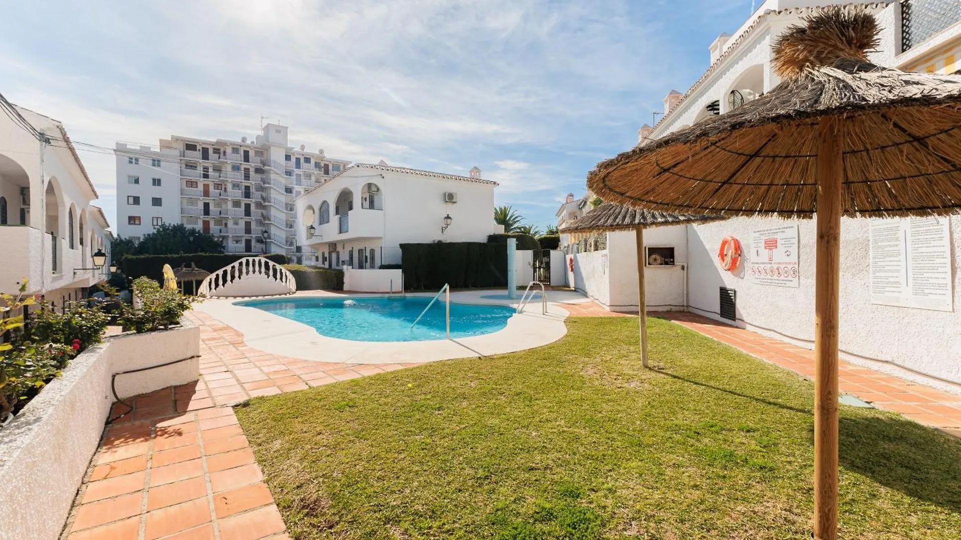 1 Bedroom In Verano Azul, Free Wi-Fi Nerja